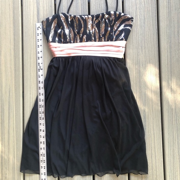 City Triangles Gorgeous Black Dress with Pink Sequin & Tie Accent Size M - Picture 5 of 8